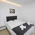 Nika 3* ساراندا