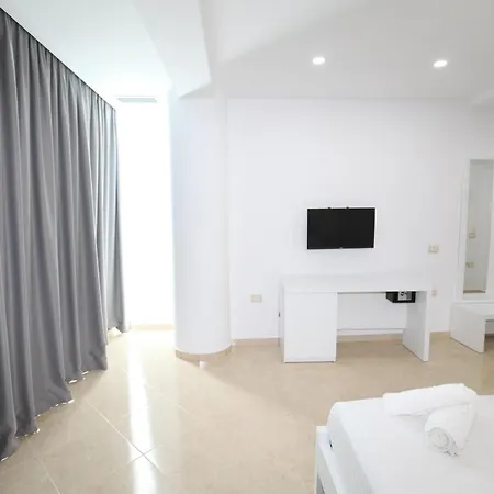 Nika 3* Саранда