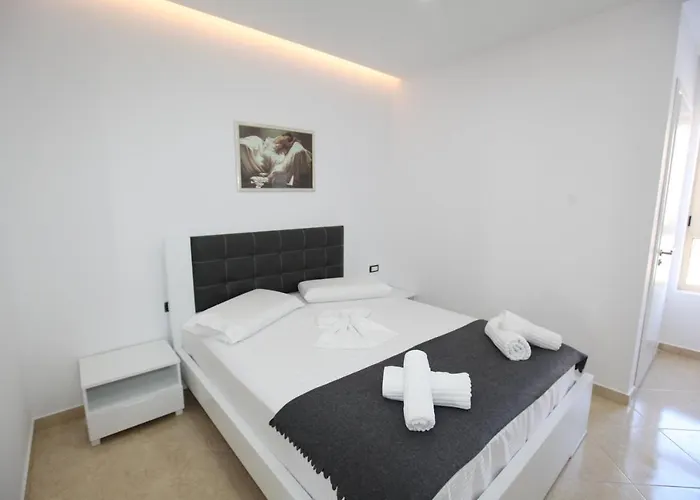 Nika 3* Σαράντα