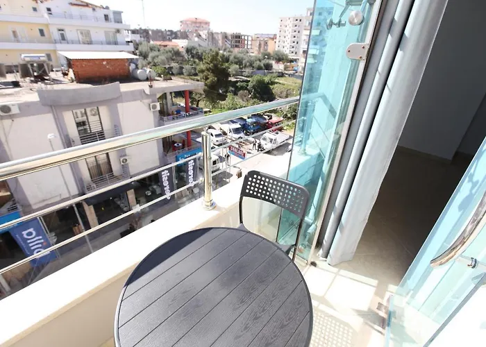 Πανσιόν Nika Σαράντα