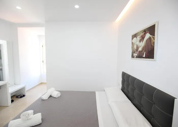 Nika 3* Sarandë