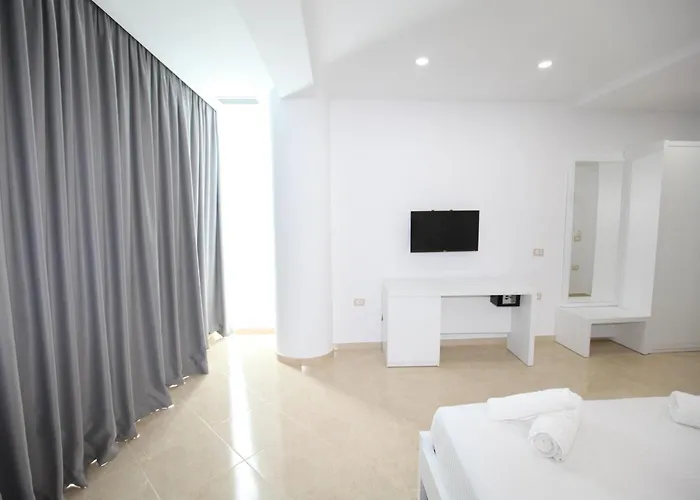 Nika 3* Sarandë